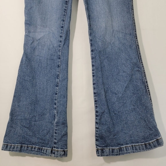 VTG Motherhood Women's High-Rise Flare Jeans Size M Elastic Waist Medium Wash - Picture 5 of 9